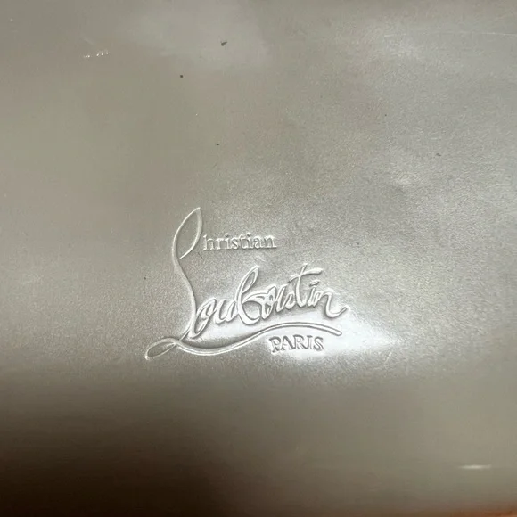 Rare Christian Louboutin silver studded wallet - Picture 3 of 7